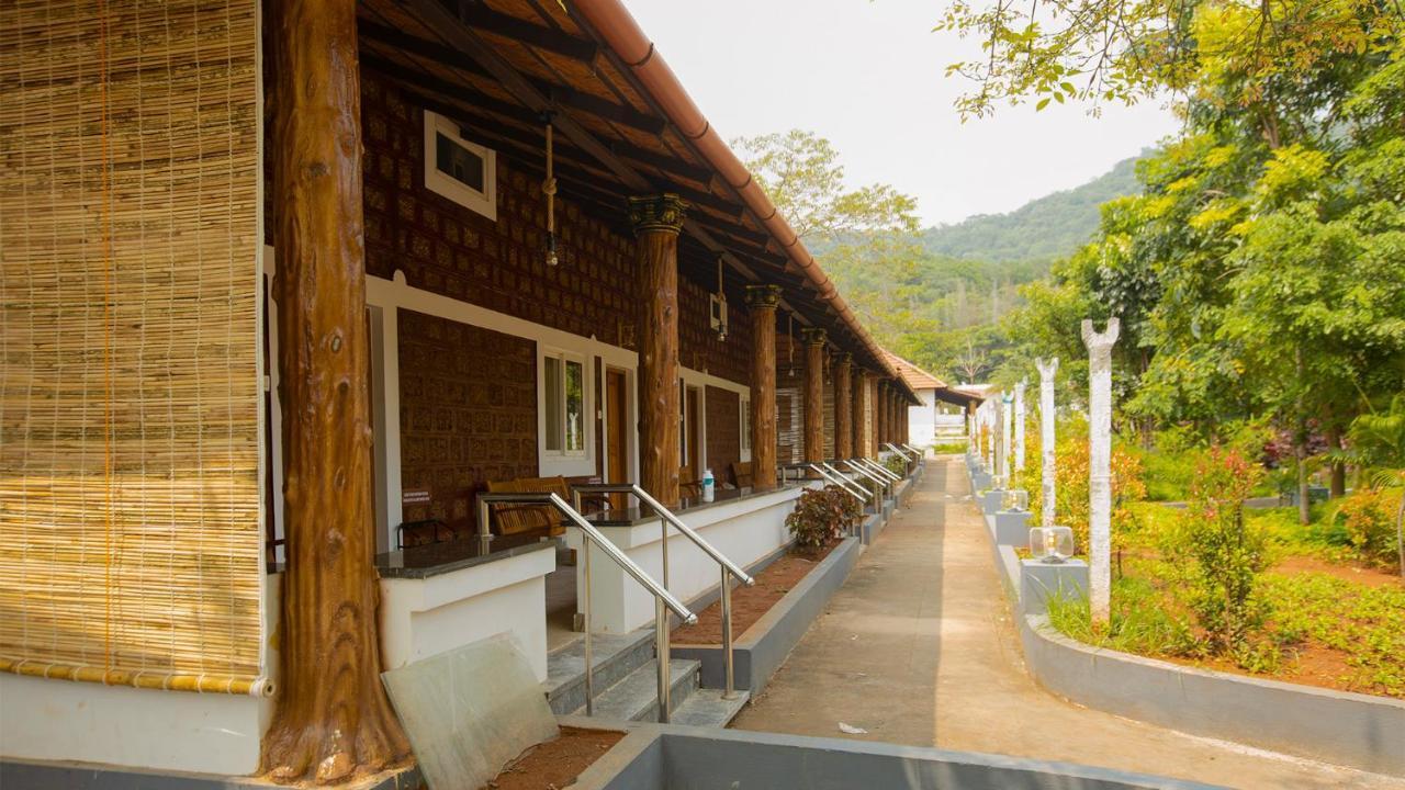 Aara Jungle Resort Coimbatore Bagian luar foto