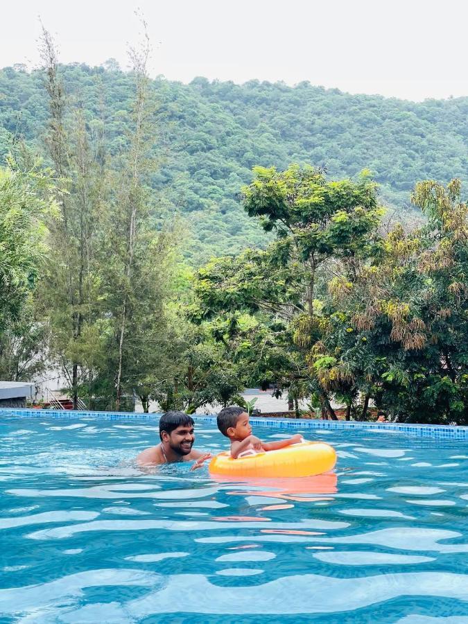 Aara Jungle Resort Coimbatore Bagian luar foto