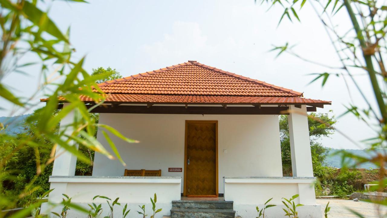 Aara Jungle Resort Coimbatore Bagian luar foto