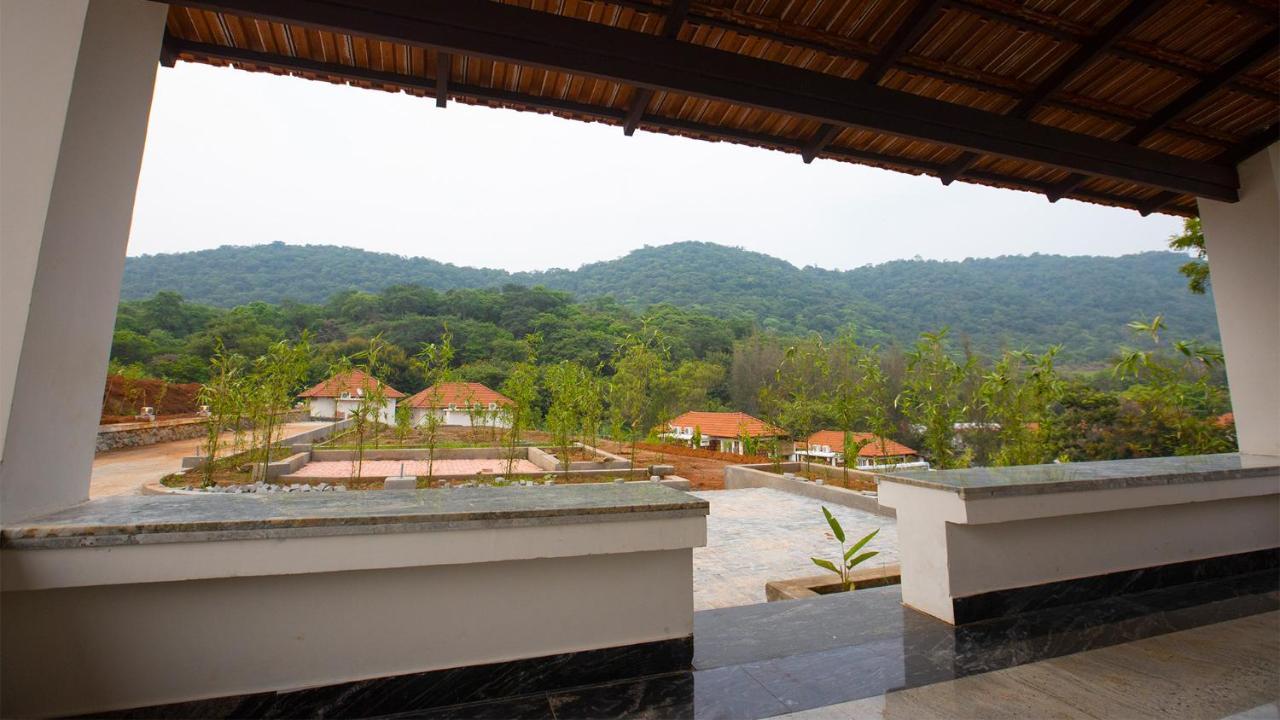 Aara Jungle Resort Coimbatore Bagian luar foto